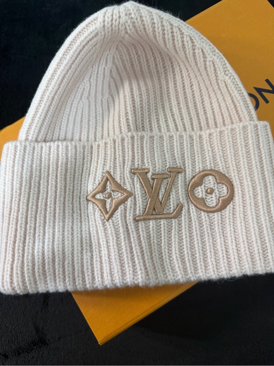 Louis Vuitton Accessories - Women’s LV beanie